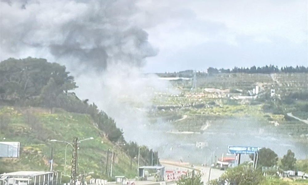 استهداف دراجة نارية على طريق الحوش