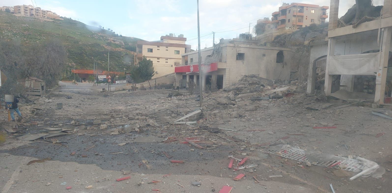 غارات إسرائيلية على بلدات جنوبية وسقوط جرحى… وصفارات الإنذار تدوي في الجليل الأعلى