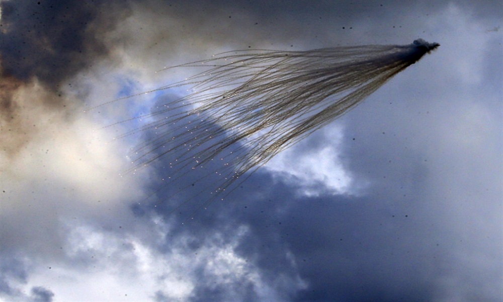 قذائف فوسفورية باتجاه المنطقة الواقعة بين كونين وعيناثا