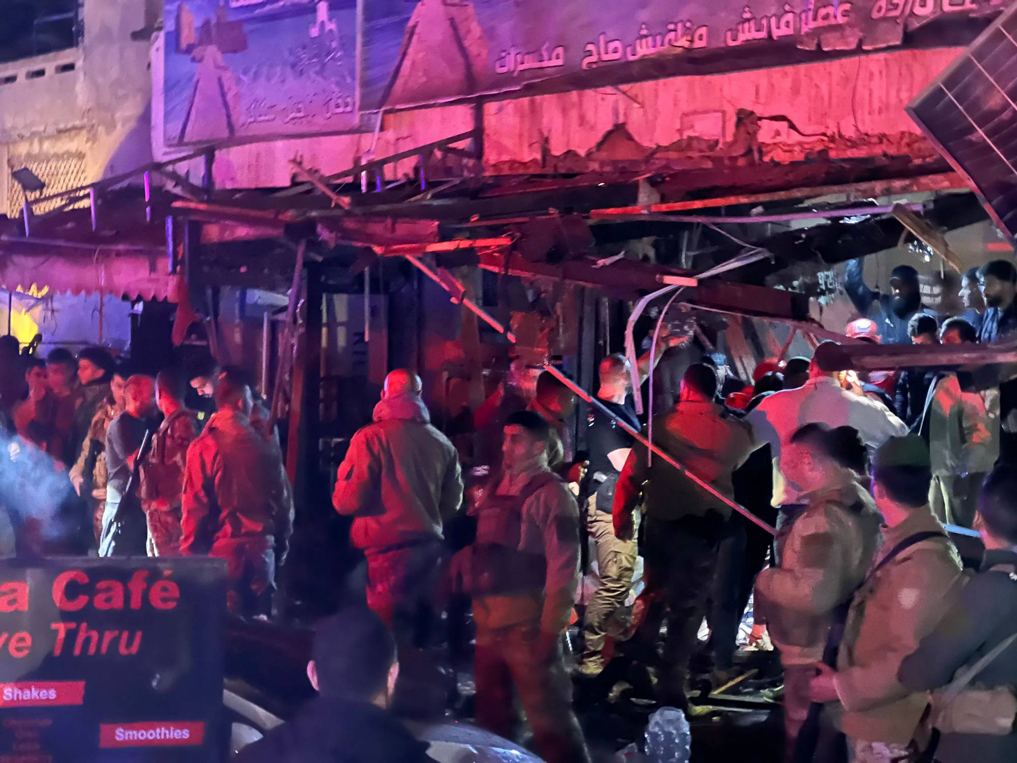 بالفيديو – 14 قتيلًا في غارات إسرائيلية على الجنوب والبقاع… والجيش يمنع الأهالي من التوجّه إلى منازلهم رغم إعلان وقف النار