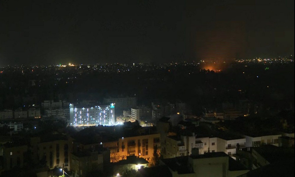 غارة عنيفة تستهدف الضاحية