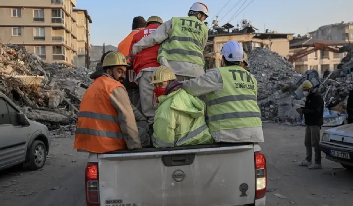 زلزال بقوة 6.3 درجة يضرب منطقة شرق تركيا