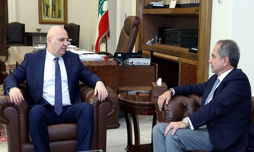 الرئيس عون عرض مع الصدي لواقع الكهرباء والمحروقات