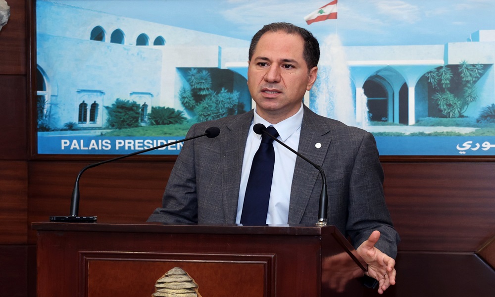 الجميل من السراي: نرفض أي مفاوضات تُعقد خارج إطار الدولة