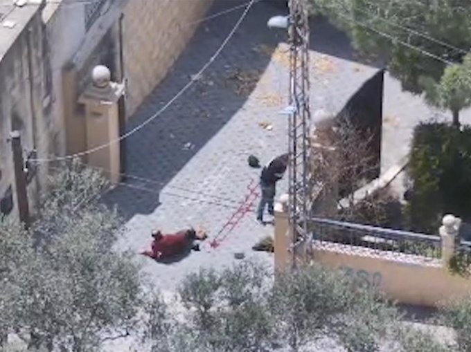 الجيش الإسرائيلي: 3 عناصر من حزب الله استسلموا في بنت جبيل