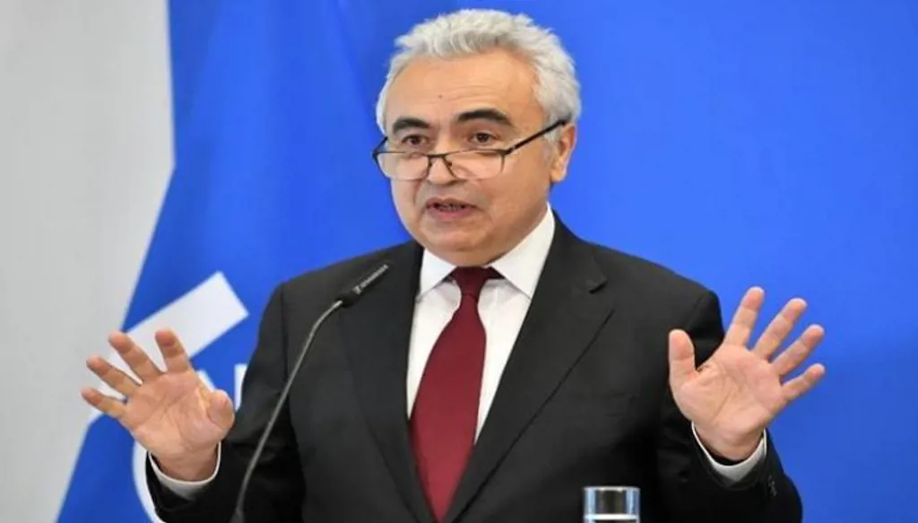 وكالة الطاقة الدولية: إذا لم يُفتح مضيق هرمز فعلينا الاستعداد لارتفاع كبير في أسعار الطاقة