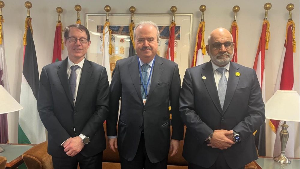 سلسلة لقاءات رسمية لوزير المالية في واشنطن