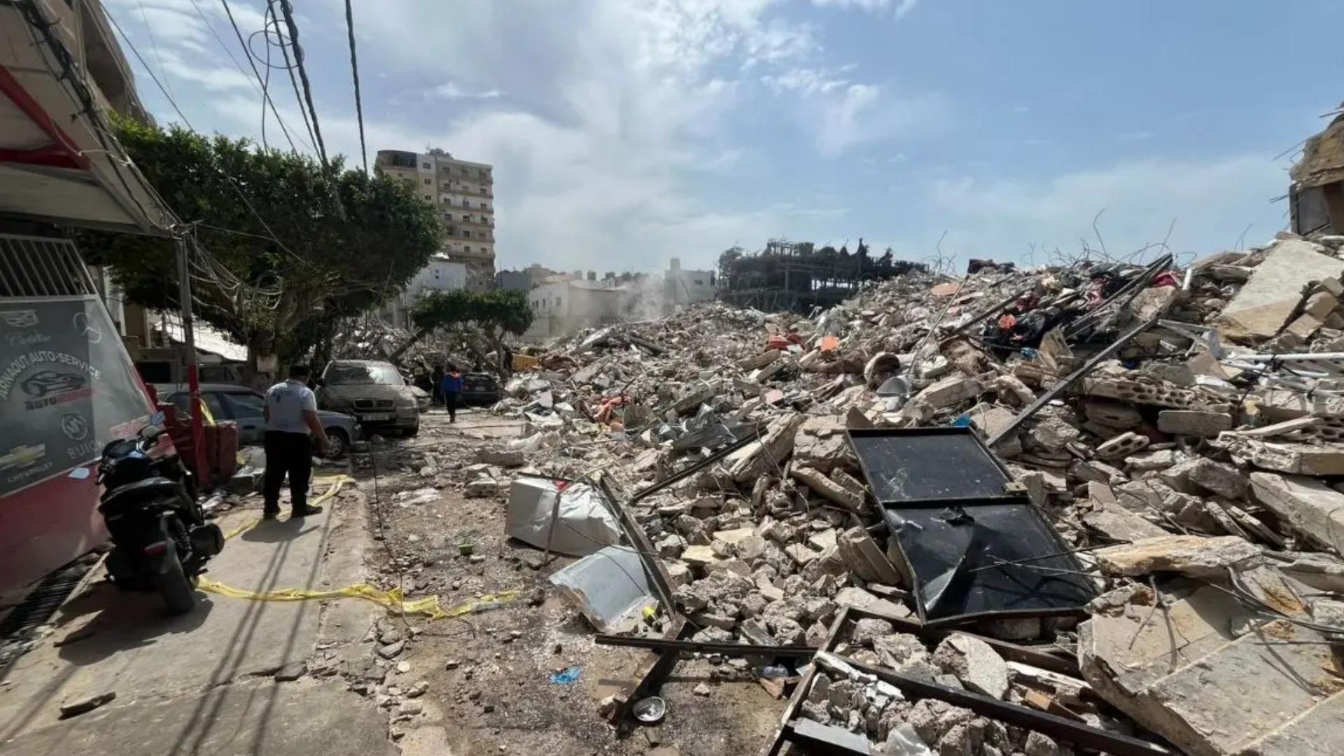 قبل دقائق من وقف النار... 13 ضحيّة وأكثر من 70 جريحًا في صور