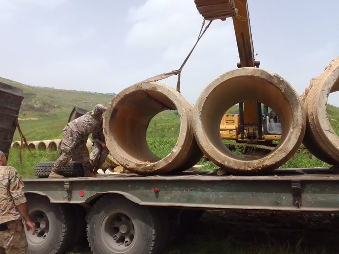 فوج الهندسة في الجيش اللبناني يباشر التحضيرات لإقامة جسر بديل في طيرفلسيه