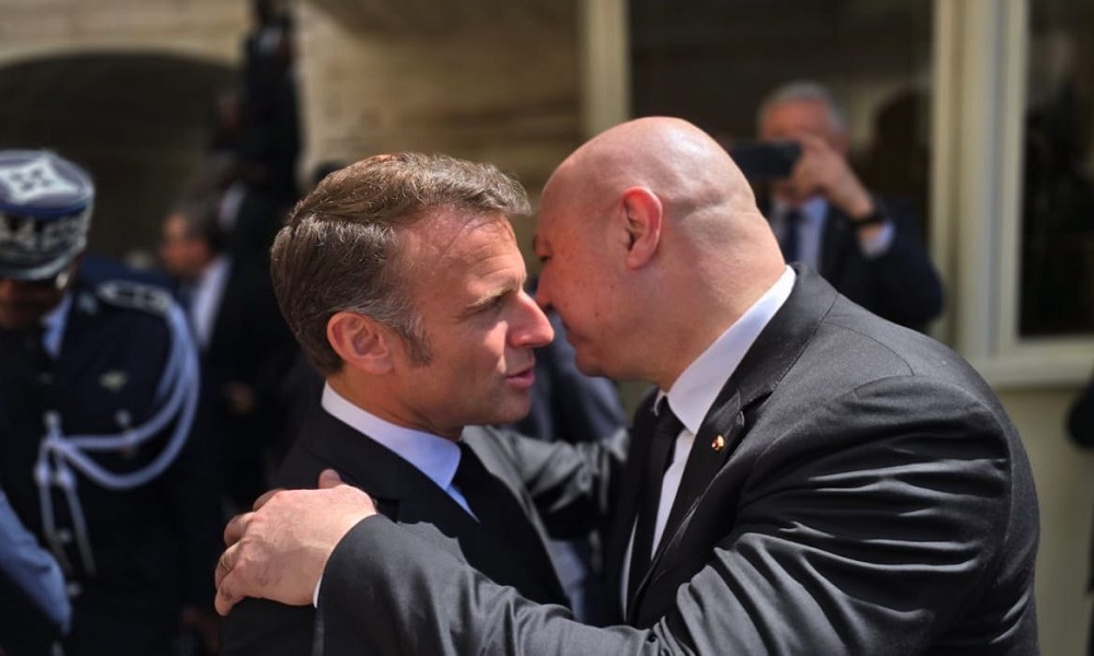 اتصال بين عون وماكرون: للتحقيق في استهداف “اليونيفيل”