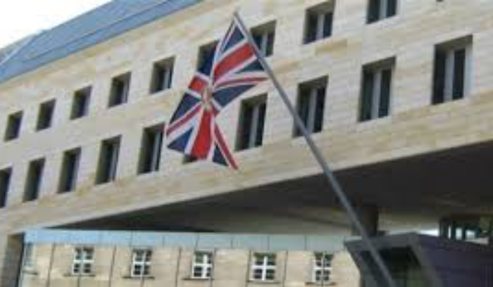 السفارة البريطانية تعزّي بمقتل جندي “اليونيفيل” وتؤكد دعم جهود حفظ السلام في لبنان