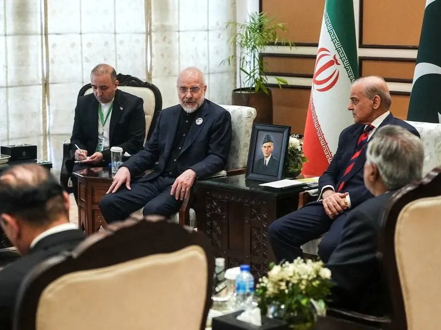 إيران: مضيق هرمز لن يبقى مفتوحاً إذا استمر الحصار الأميركي