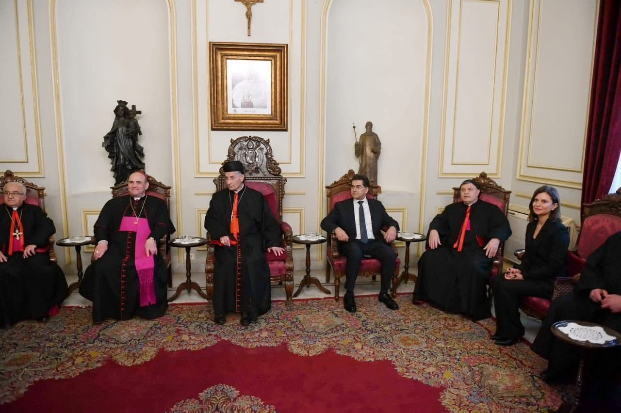 الراعي يُصغي إلى صرخات أهالي الجنوب: بكركي تدعو إلى ممرّات إنسانية وخطة صمود وطنية فورية