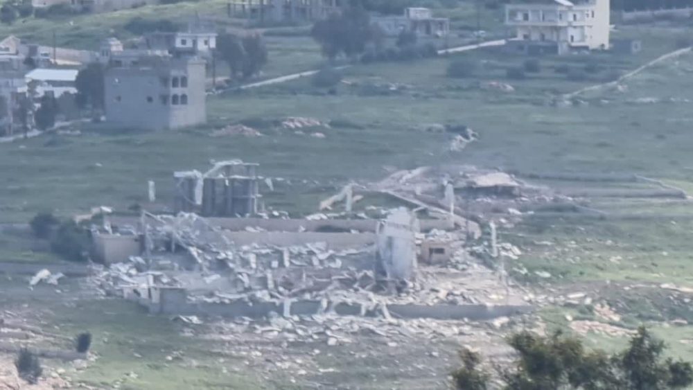 مجمع الامام الصدر الرياضي نُسِفَ بالكامل!