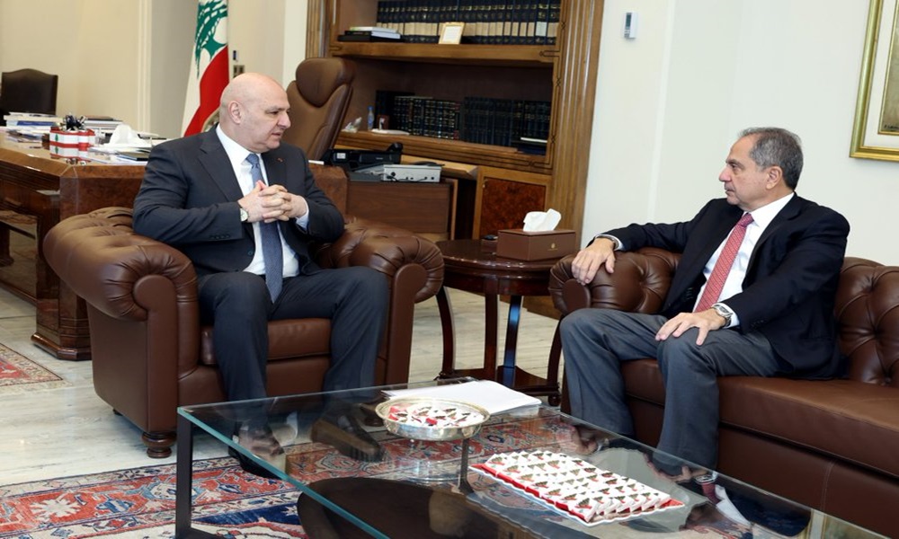 عون يبحث الربط الكهربائي واستيراد الغاز مع دول إقليمية