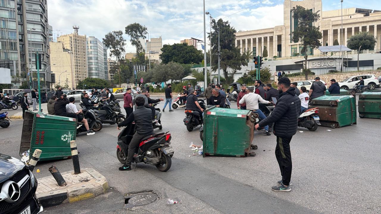 بالفيديو - توتر في بيروت بعد توقيف صاحب مولّد في ساقية الجنزير… قطع طرق ودعوات للتهدئة وتحقيق رسمي