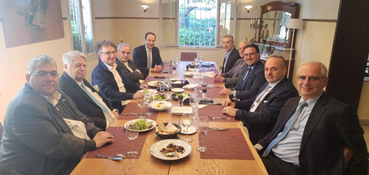 زمكحل في اجتماع الإتحاد الدولي لرجال وسيدات الأعمال اللبنانيين: لتنويع المخاطر في زمن عدم اليقين