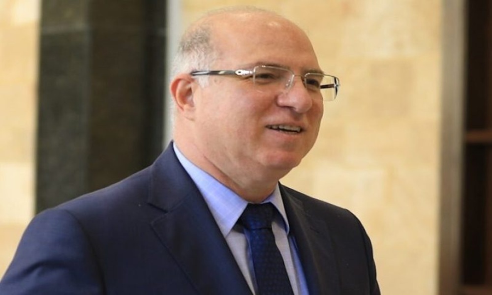 وزير العمل: لتحسين شروط العمل والعيش بكرامة