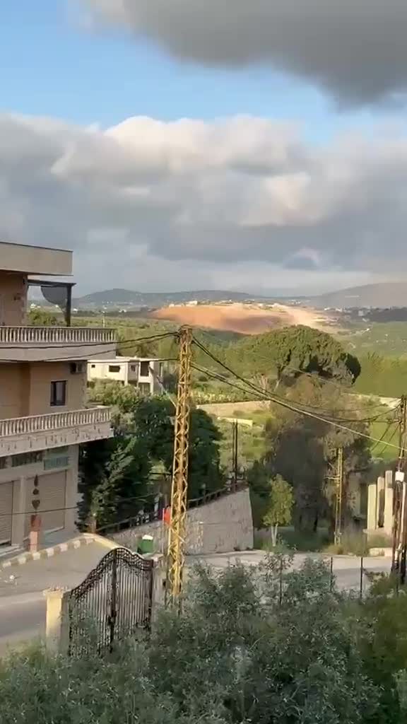 نسف مدرسة ومعهد بنت جبيل… وكرامي: لوقف هذا المسلسل الهمجي