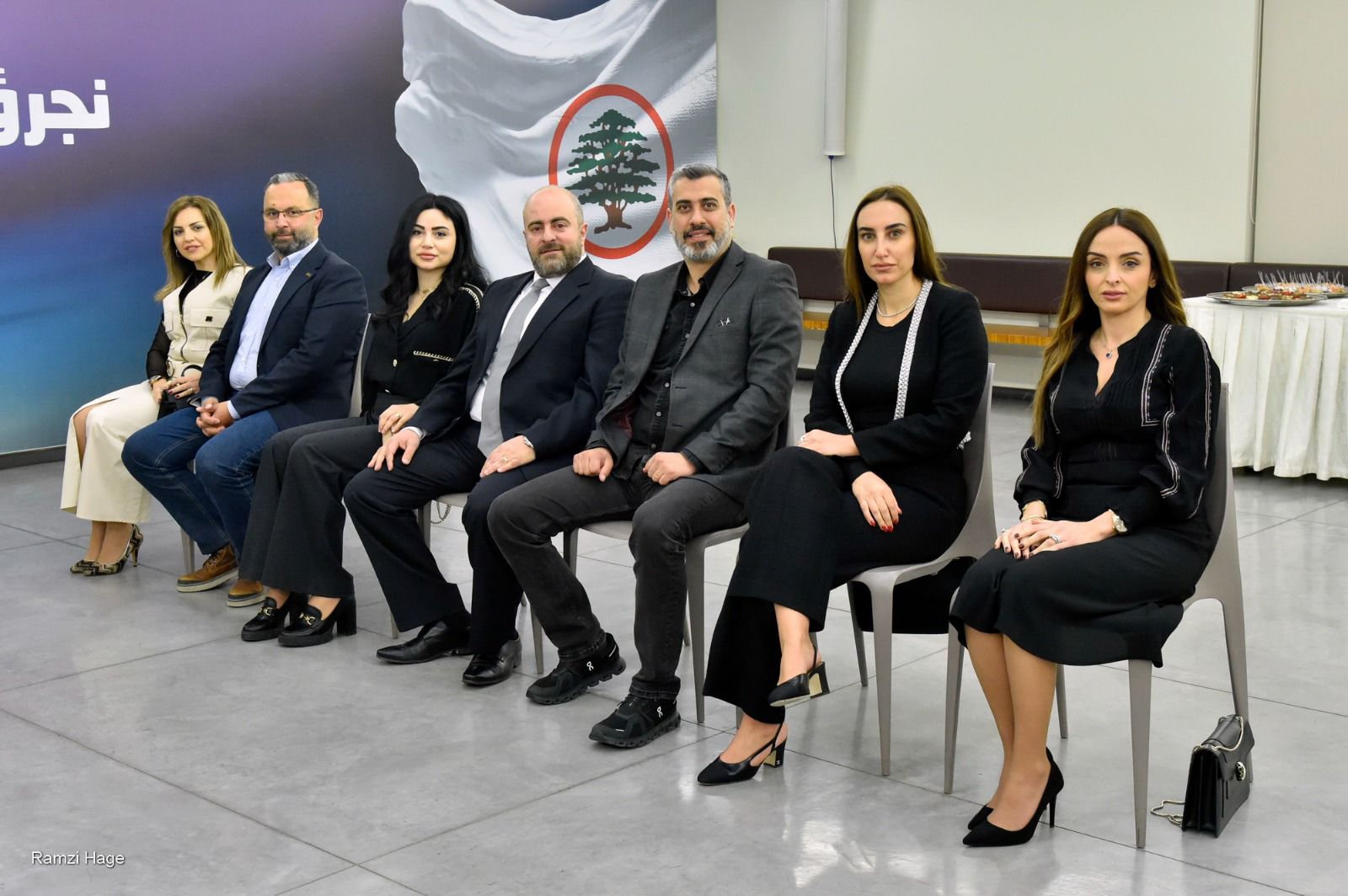 جعجع يلتقي وفداً بلديا من زحلة