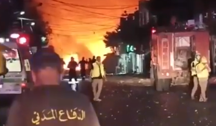 غارة عنيفة تستهدف وسط  مدينة النبطية
