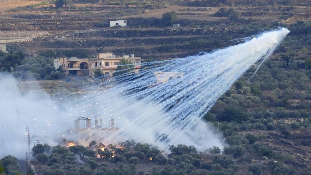 قصف على ميفدون وزوطر الشرقية باستخدام الفوسفور