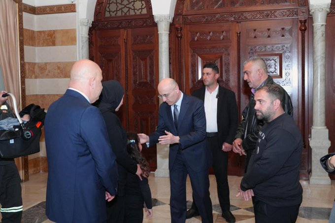 الحجار لعائلات شهداء الدفاع المدني: دماؤهم شهادة باسم لبنان كله