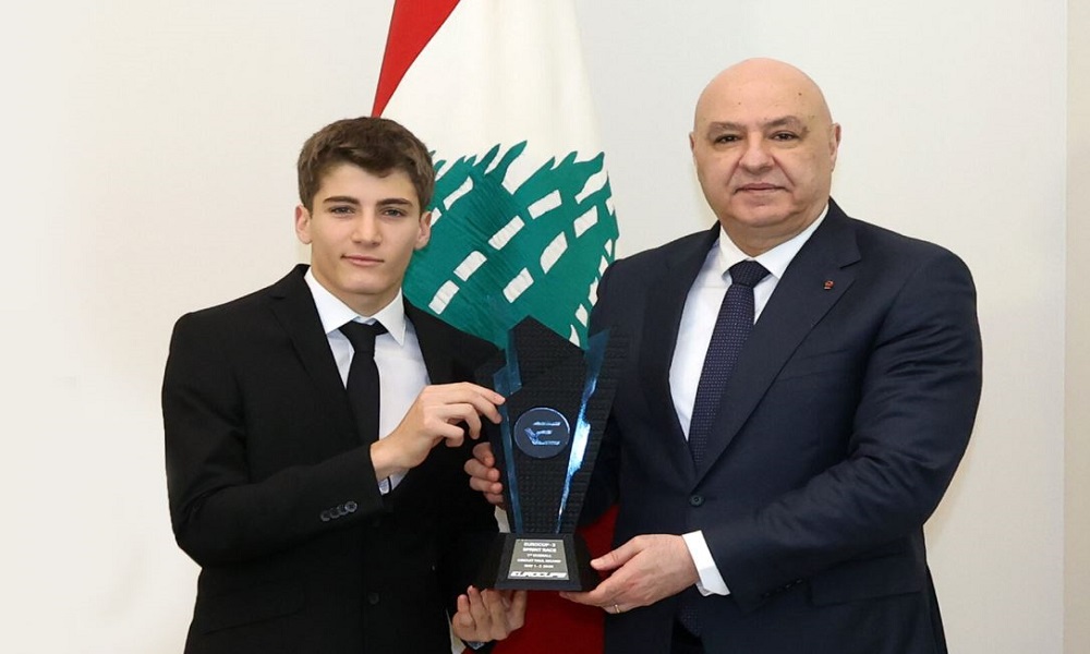 عون هنّأ كريستوفر فغالي بفوزه في Eurocup-3