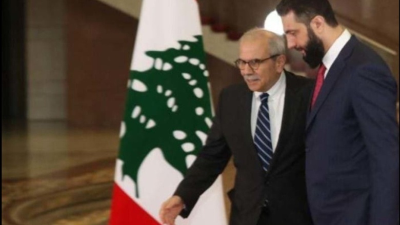 جنبلاط من دارة أبو الحسن: الدولة تقرر والقانون فوق الجميع<br />
سلام في دمشق اليوم لاستكمال ما بدأه جنبلاط مع الشرع