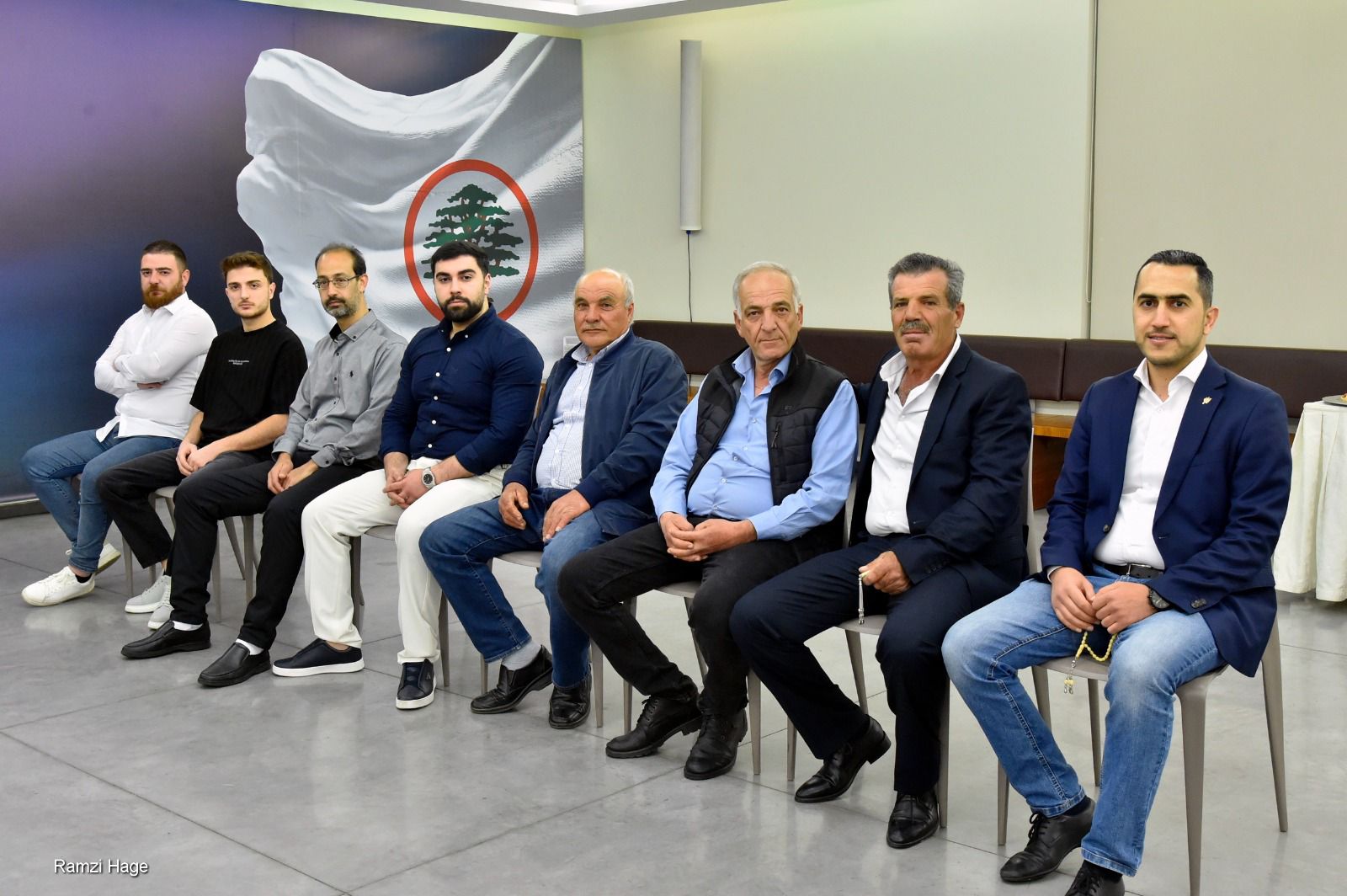جعجع يستقبل وفدًا من كفريا ويؤكد دعم البلديات ومتابعة حاجات المنطقة الإنمائية