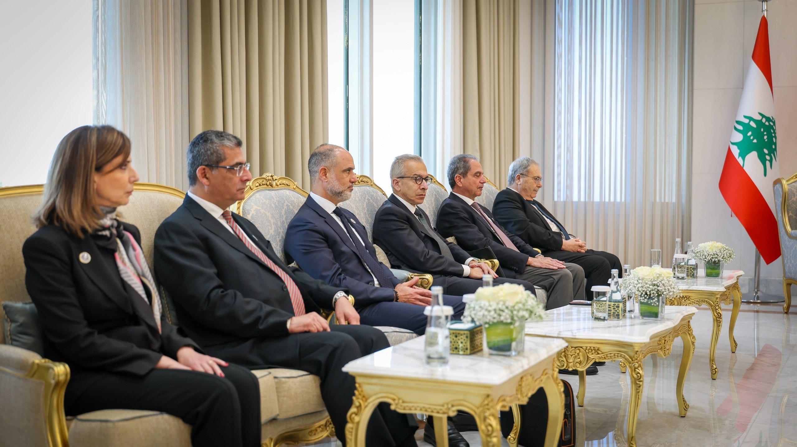 سلام والشرع يبحثان في تطوير التعاون وتعزيز التنسيق الأمني
