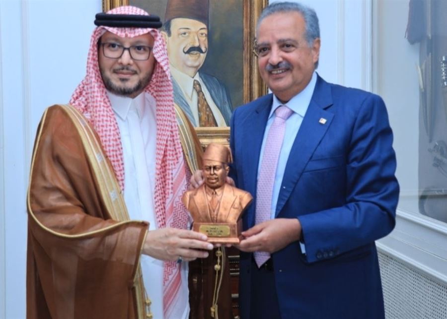 أرسلان استقبل السفير بخاري في زيارة وداعية