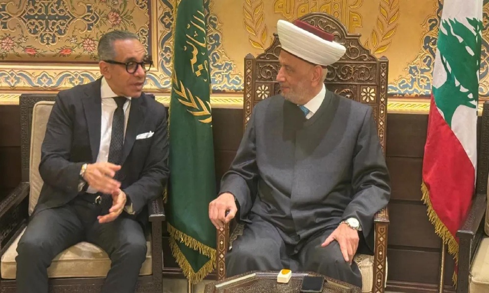 دريان والسفير المصري يؤكدان أهمية الحوار واستعادة الدولة سيادتها