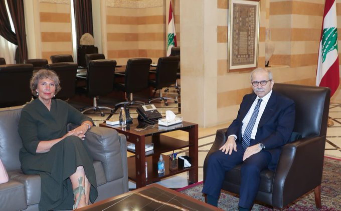 سلام استقبل سفيرة سويسرا في لبنان