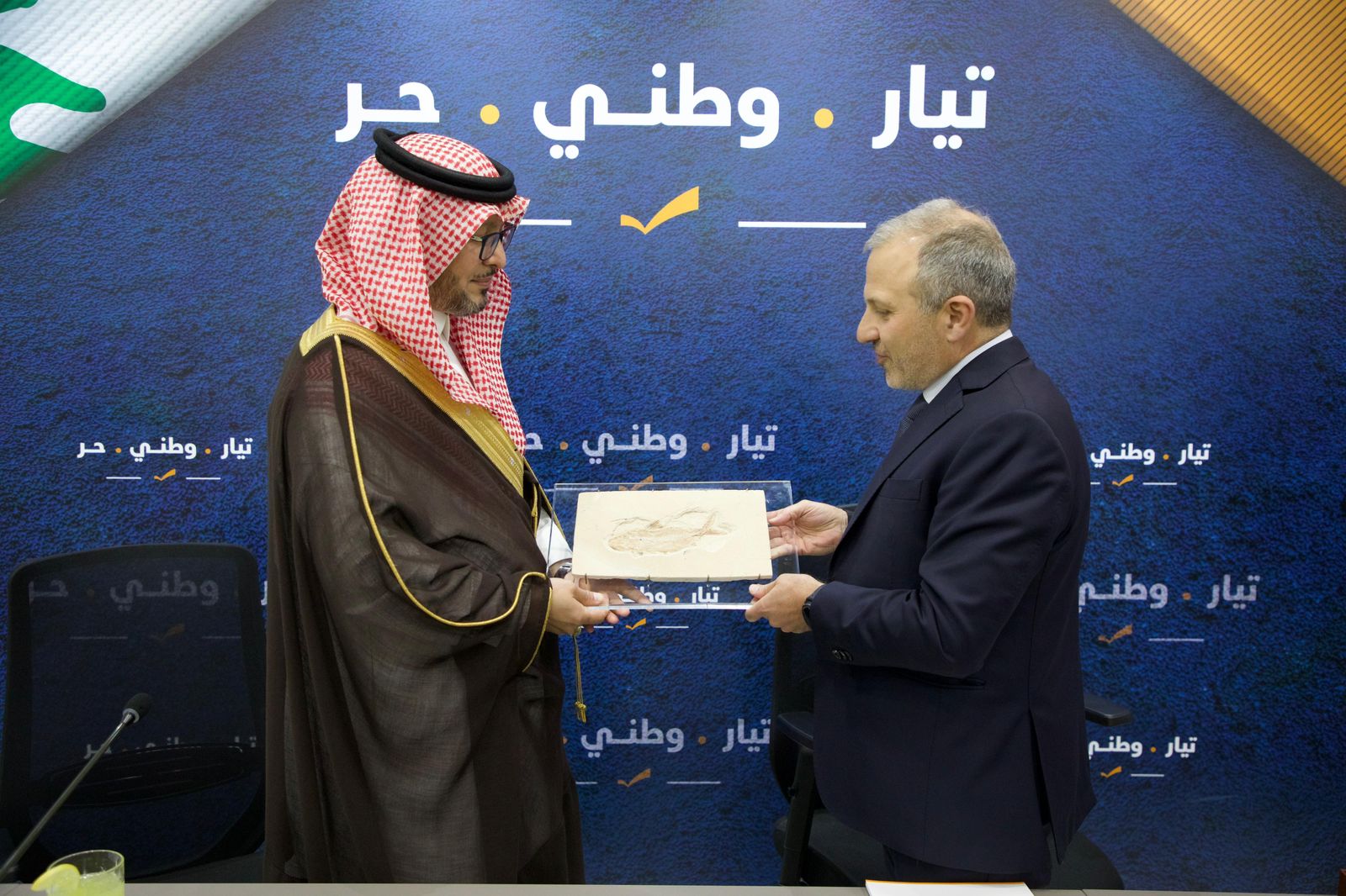 البخاري في زيارة وداعية لباسيل
