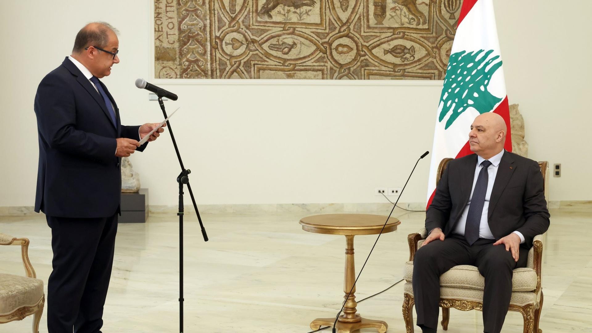الرئيس عون: آمل أن تنتهي الأزمة وتنتهي معها معاناة اللبنانيين