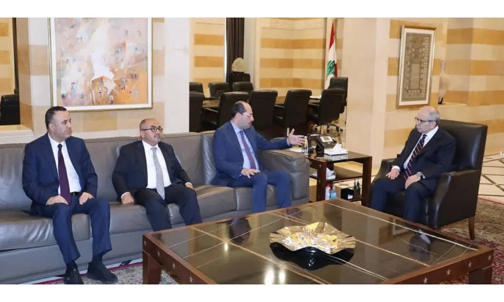 سلام يبحث الملف التربوي مع عدد من النواب