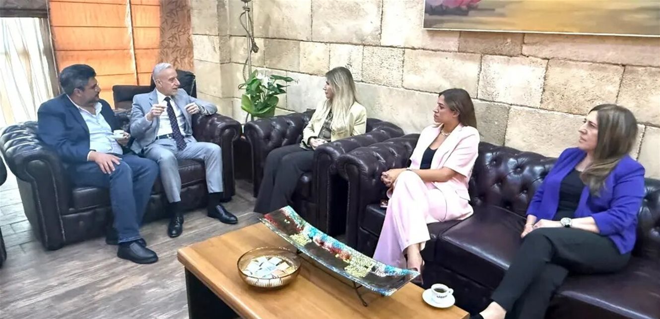 ربط مرفأ طرابلس بالحدود السورية.. مباحثات لإطلاق مناقصة تأهيل خط سكة الحديد
