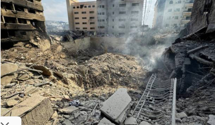 قاسم: لن نستجدي حلاً وستسمعون صراخ العدو قريباً...<br />
مواقف لافتة لجنبلاط... ماذا في الكواليس ؟