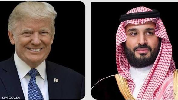 ولي العهد السعودي يشارك في اتصالٍ جماعي مع ترامب وقادة المنطقة  وبحث في التطورات الإقليمية