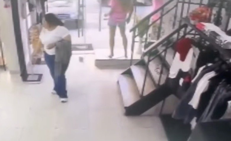 سرقة مبلغ كبير وخاتم ثمين من داخل محل ملابس!