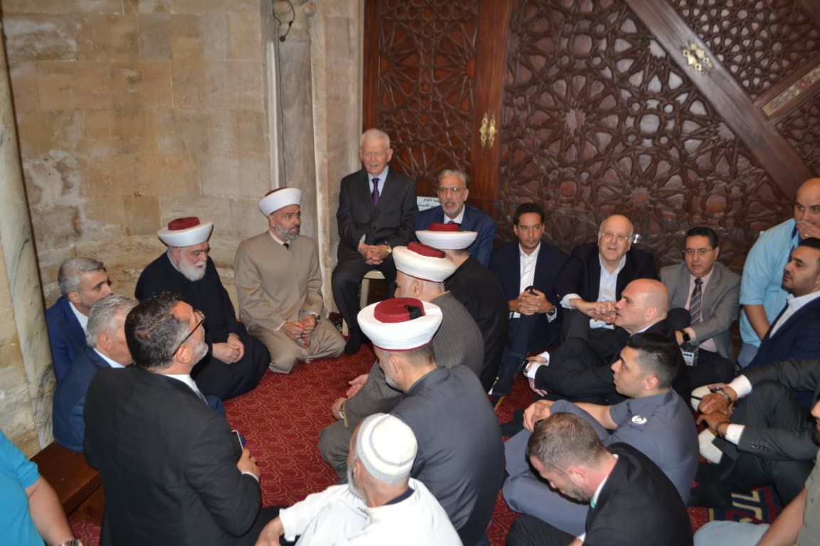 ميقاتي يؤدي صلاة عيد الأضحى في طرابلس… والمفتي إمام يدعو إلى العفو العام وإنصاف الشمال إنمائياً