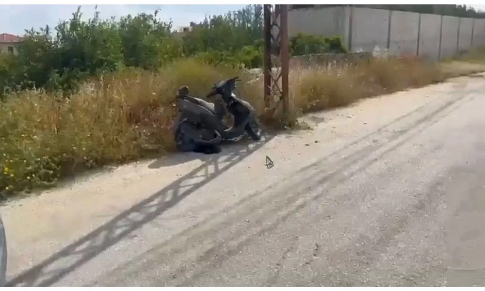 غارة تستهدف دراجة نارية في الجنوب