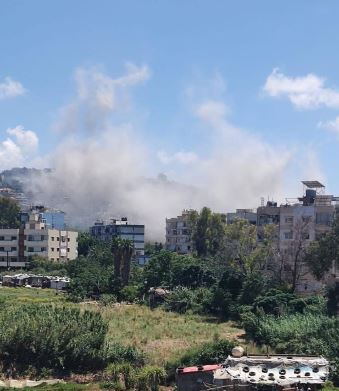 بالفيديو - غارة بصاروخين استهدفت محيط الأجنحة الخمسة- الشويفات